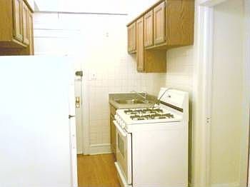 5th image of 2324 N Lincoln Park W APT 2A