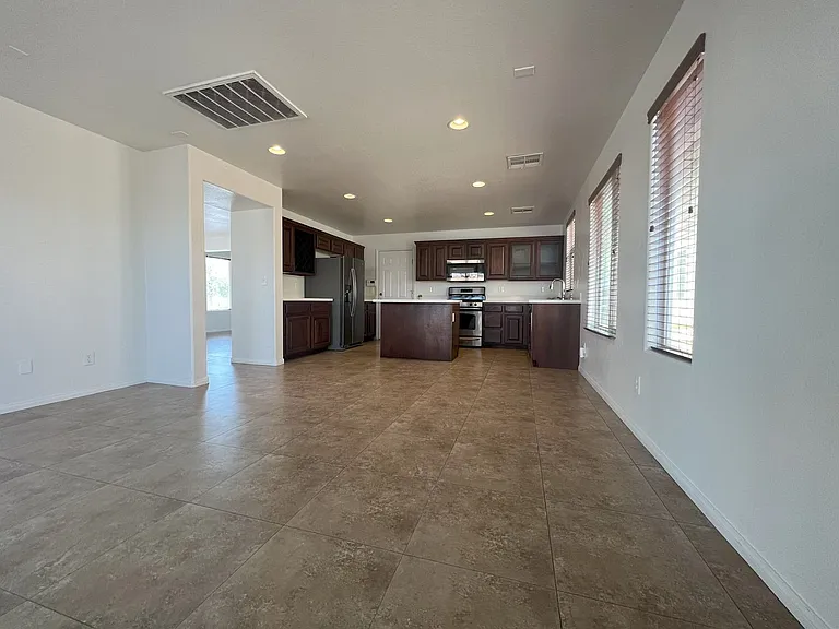 8932 Ryan Creek Ave — Photo 15
