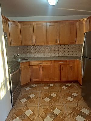 2nd image of 629 E 102nd St #2A