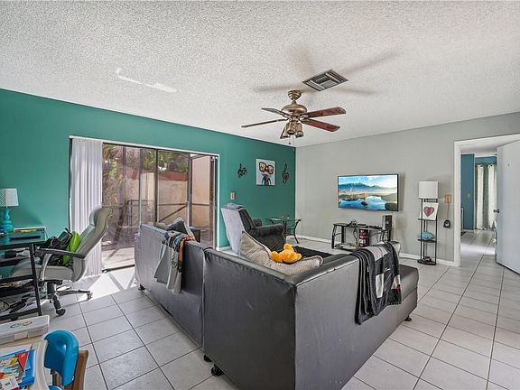4th image of 2830 NW Sand Pines Court
