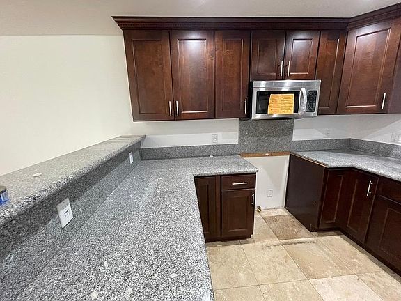 3rd image of 10750 W Califa St