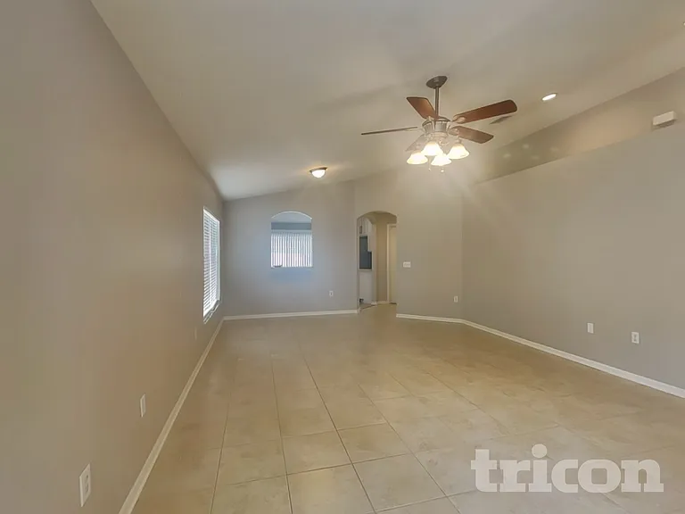 12532 Evington Point Dr — Photo 2