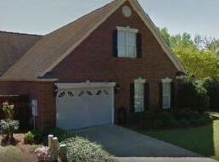 880 W Glouchester Dr, Sumter, SC 29150