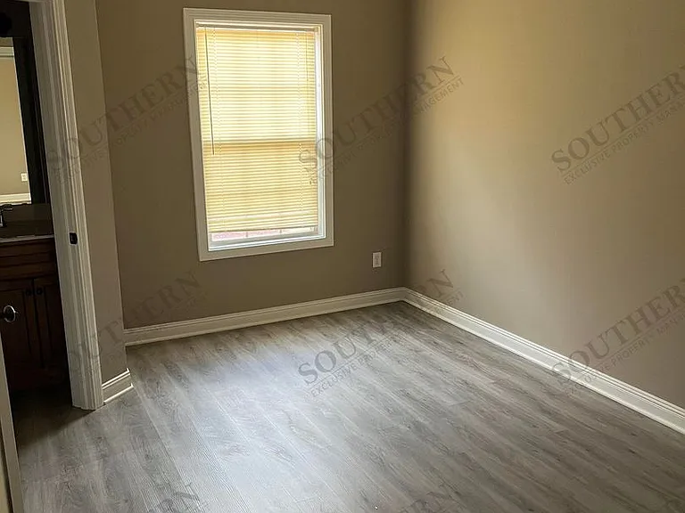 103 Skees Rd — Photo 4