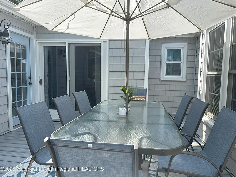 608 Brielle Ave — Photo 37