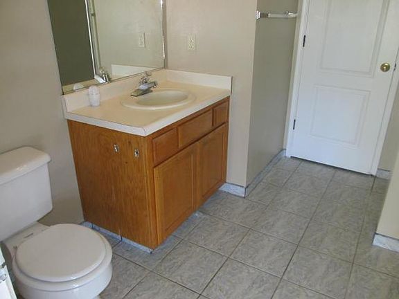Bath down stairs