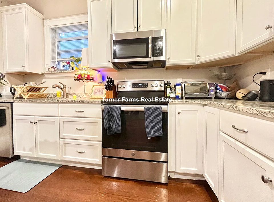 1st image of 724 Parker St #5R