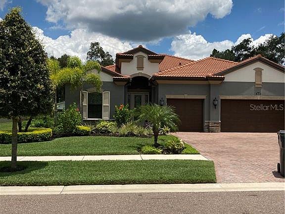 3rd image of 16530 Ballyshannon Dr