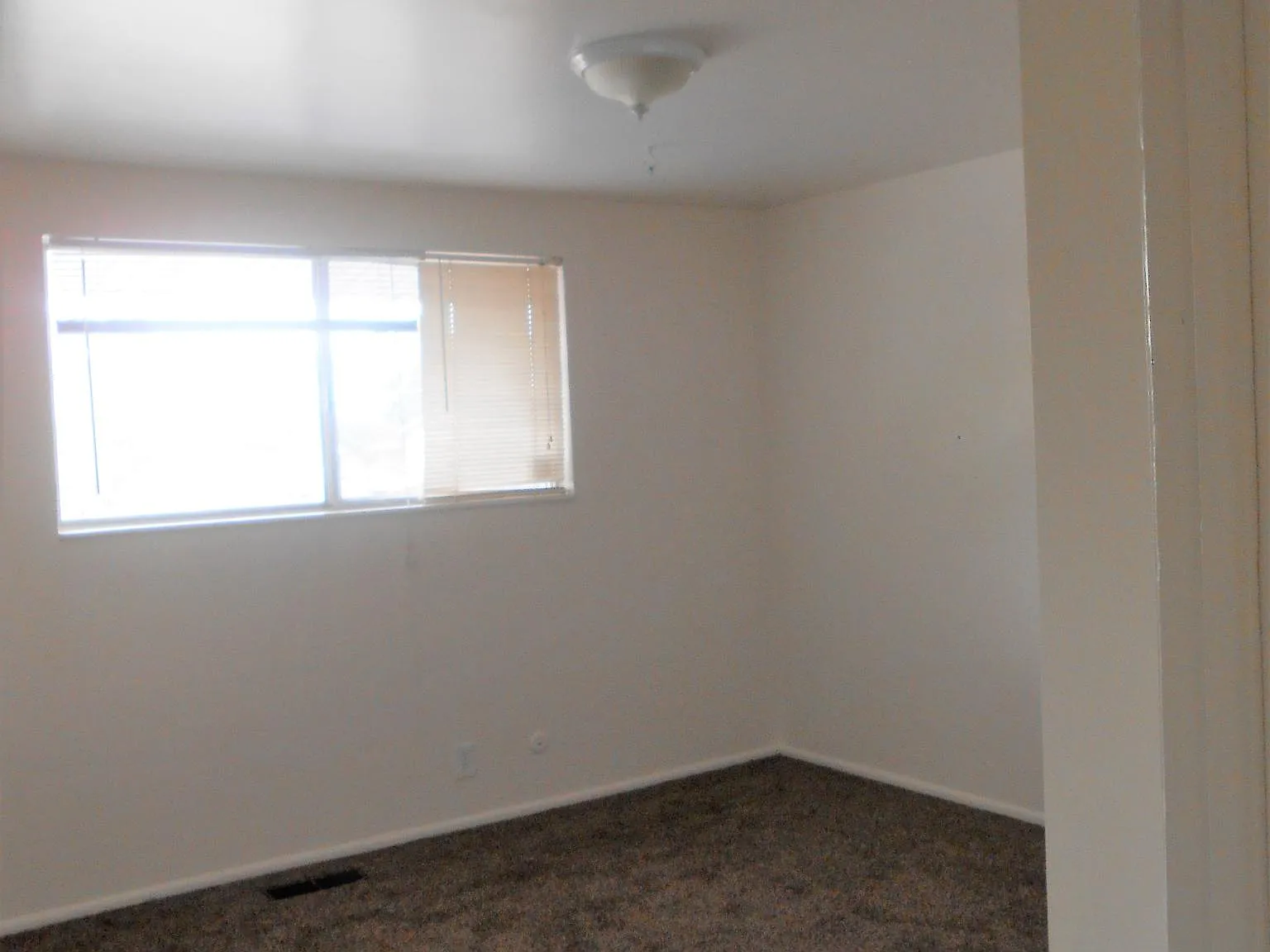2 bed, 600 sqft, $1,200 — Photo 2