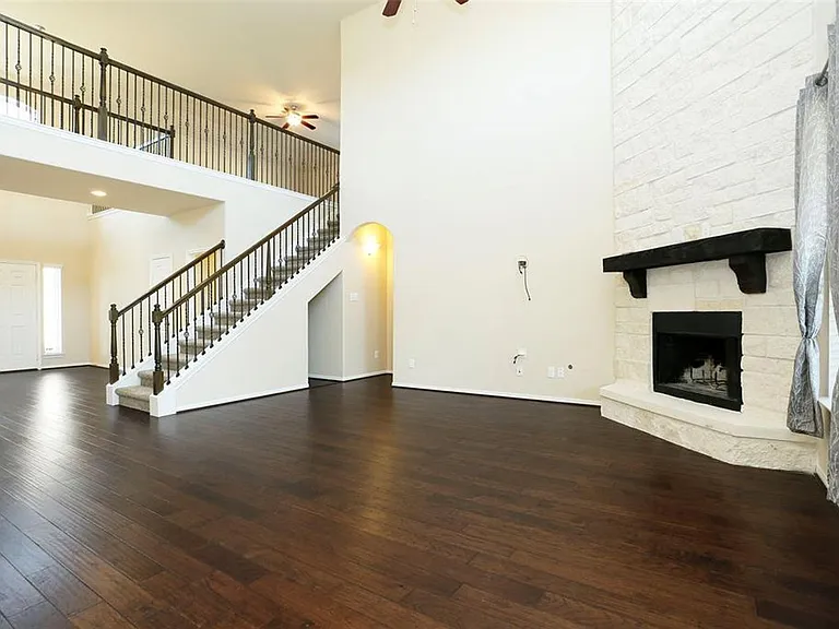 9702 Massanutten Ln — Photo 29
