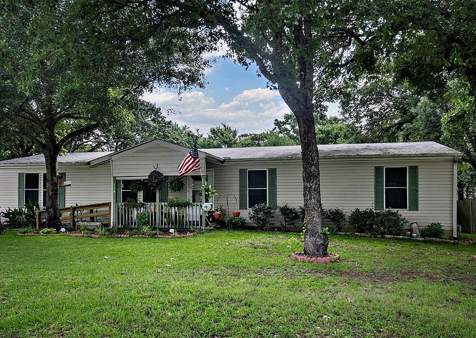 1st image of 114 Grande Ln