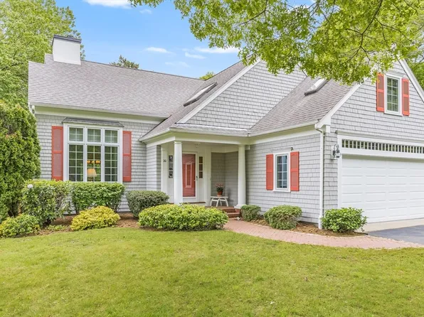 20 Crestview Cir, Barnstable, MA 02630