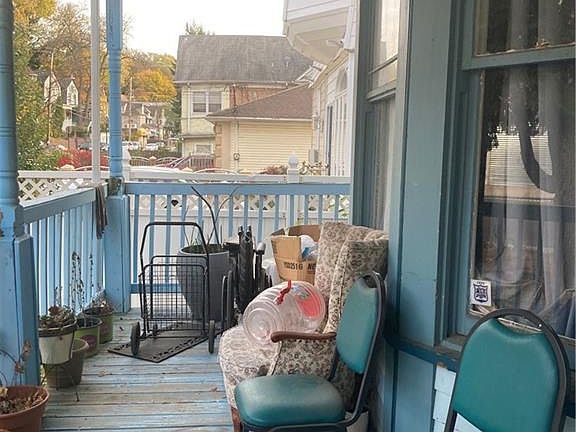 5th image of 106 Westervelt Ave