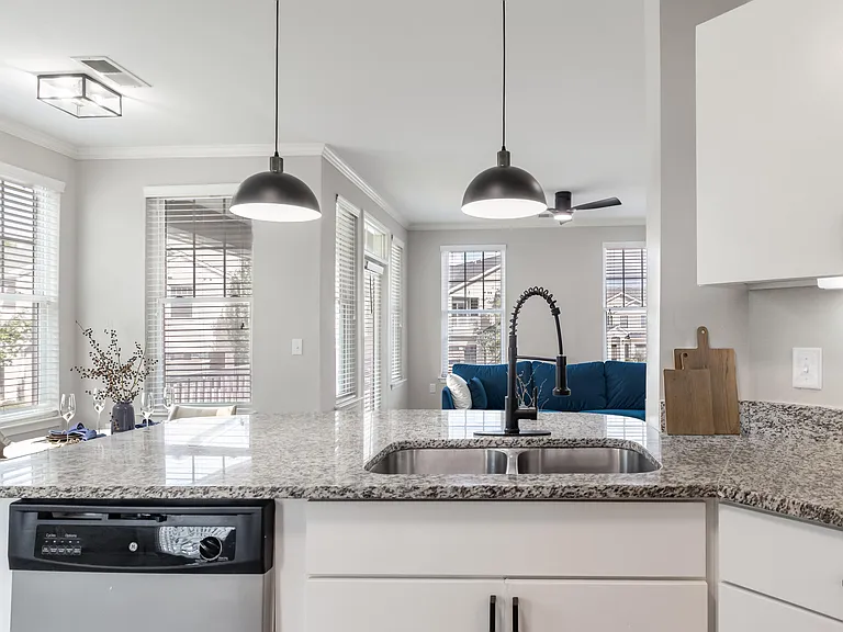 Piedmont Place — Photo 3