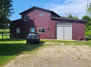 18245 Waterford Rd, Fredericktown, OH 43019