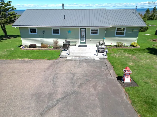 60 W Toney, Drive River, NS B0K 1N0