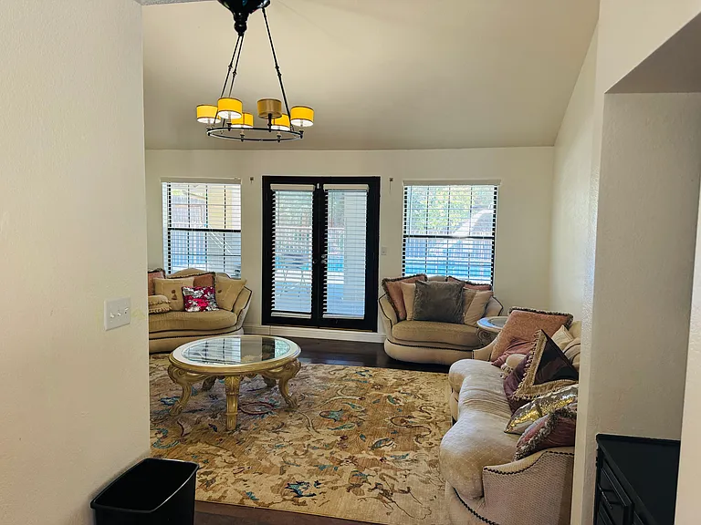 6400 Highland Knolls Dr — Photo 5