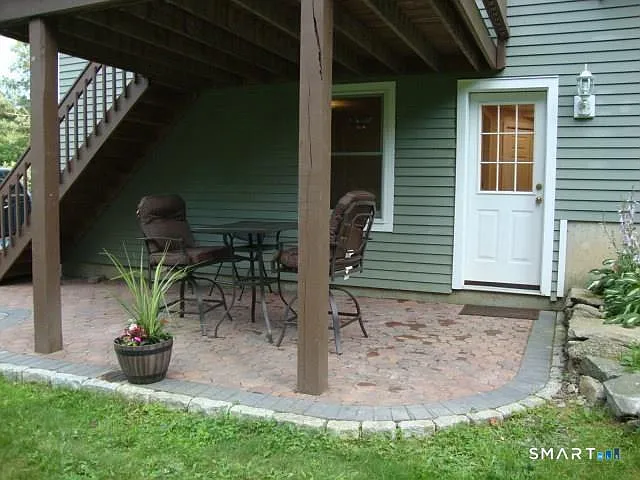 1 bed, 1.0 bath, 2147 sqft, $1,500 — Photo 3