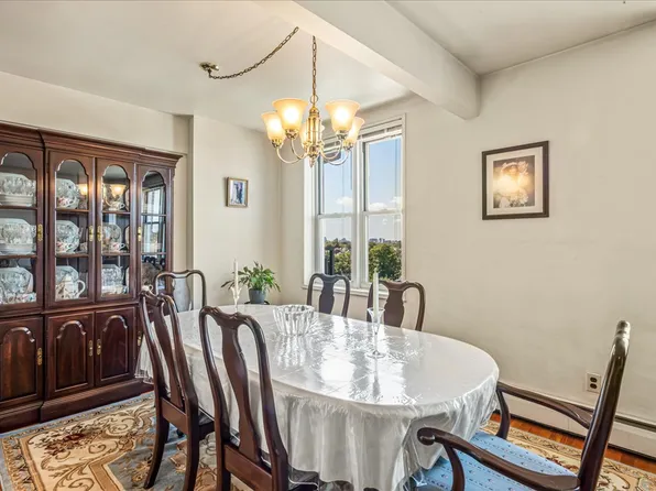 151-05 Cross Island Parkway image 13 of 20