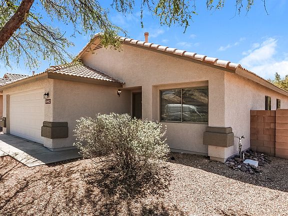 3rd image of 10462 E Dusky Willow Dr