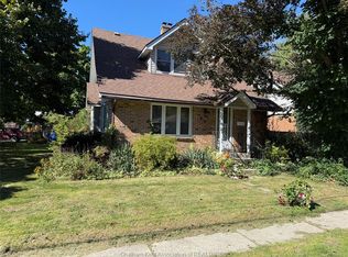 418 Gillard St, Chatham Kent, ON N8A 1N6