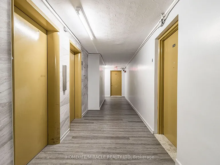 1651 Victoria Park Ave #302 — Photo 36