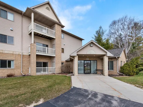 223 Fifth STREET #102, Hartford, WI 53027