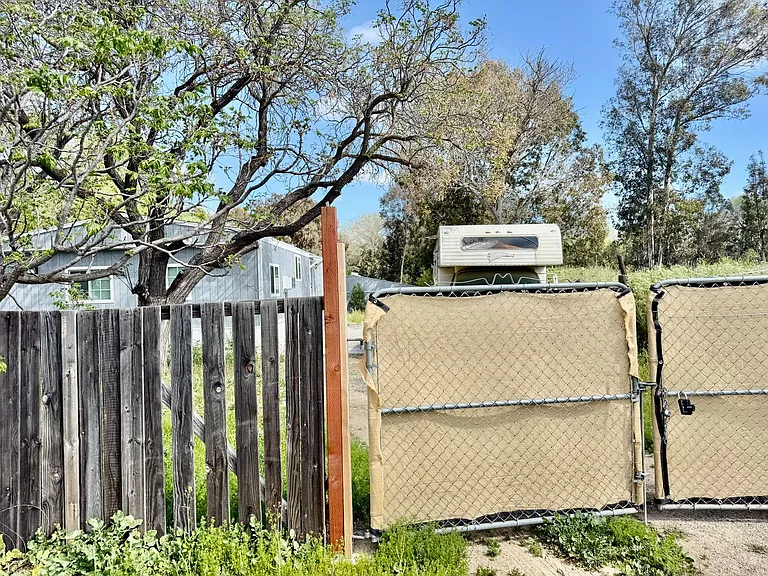 22784 Grand Ave — Photo 3