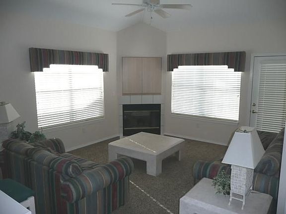 5th image of 351 S Wildwood Dr APT 4-5