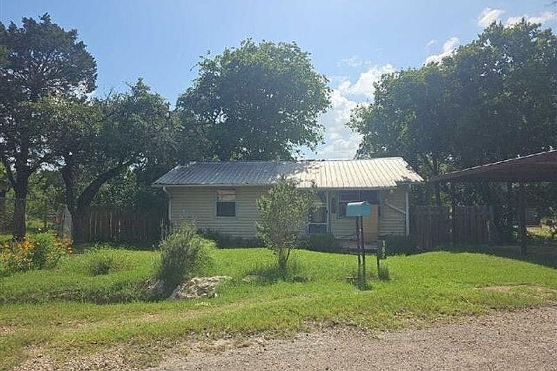 1st image of 162 Live Oak Loop