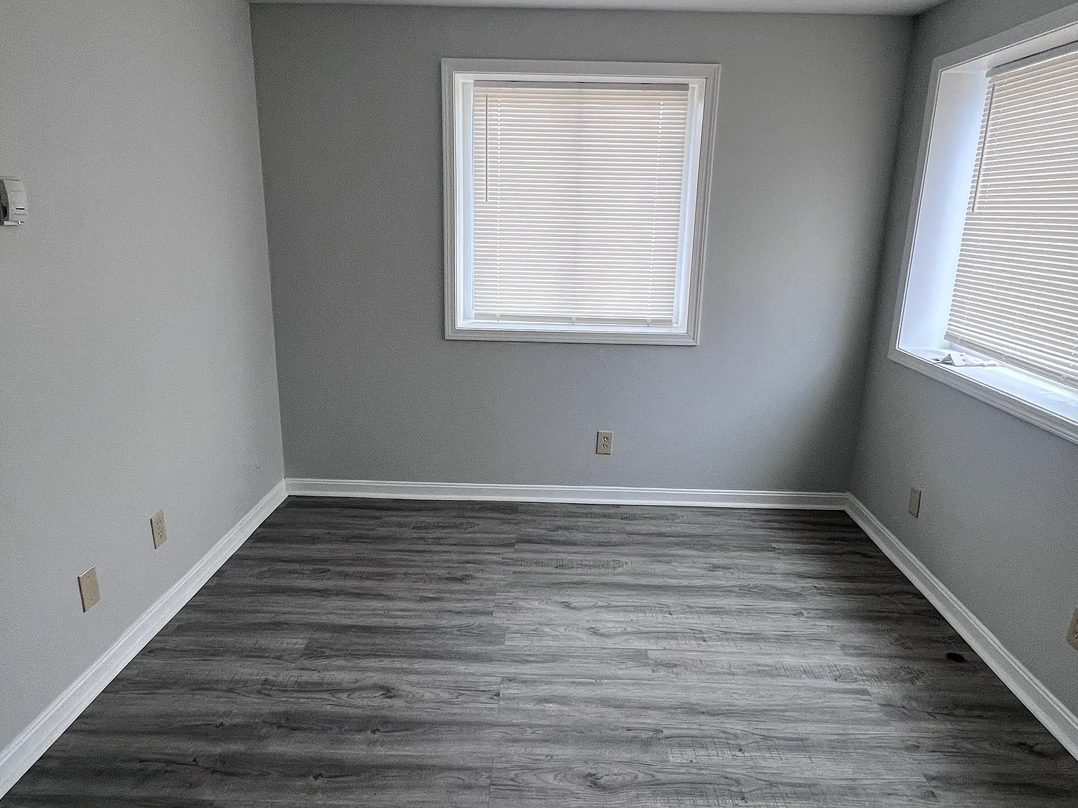 2 bed, 700 sqft, $900 — Photo 3