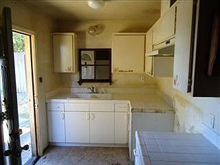 2nd image of 8618 Cumbre Ct