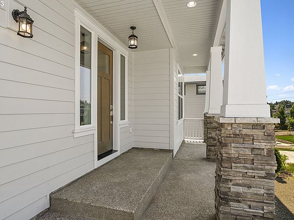 4th image of 2119 Deerhill Ln
