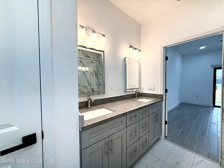 1649 Belem St SE #A — Photo 13