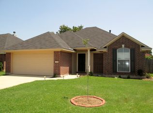 1656 Williamsburg Dr, Bossier City, LA 71112