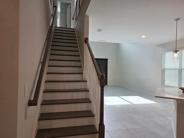 2865 High Pointe St — Photo 24