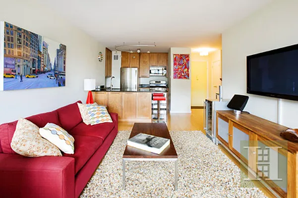 Sold by Halstead Real Estate | media 15