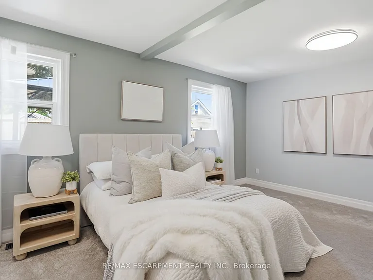 118 Victoria St — Photo 18
