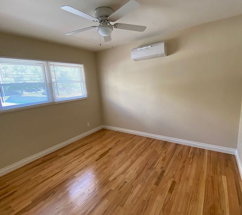 1st image of 302 Sinclair Ave APT 10