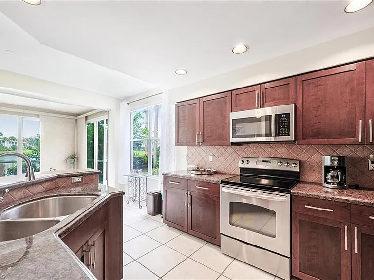 7762 Gardner Dr #102 — Photo 11