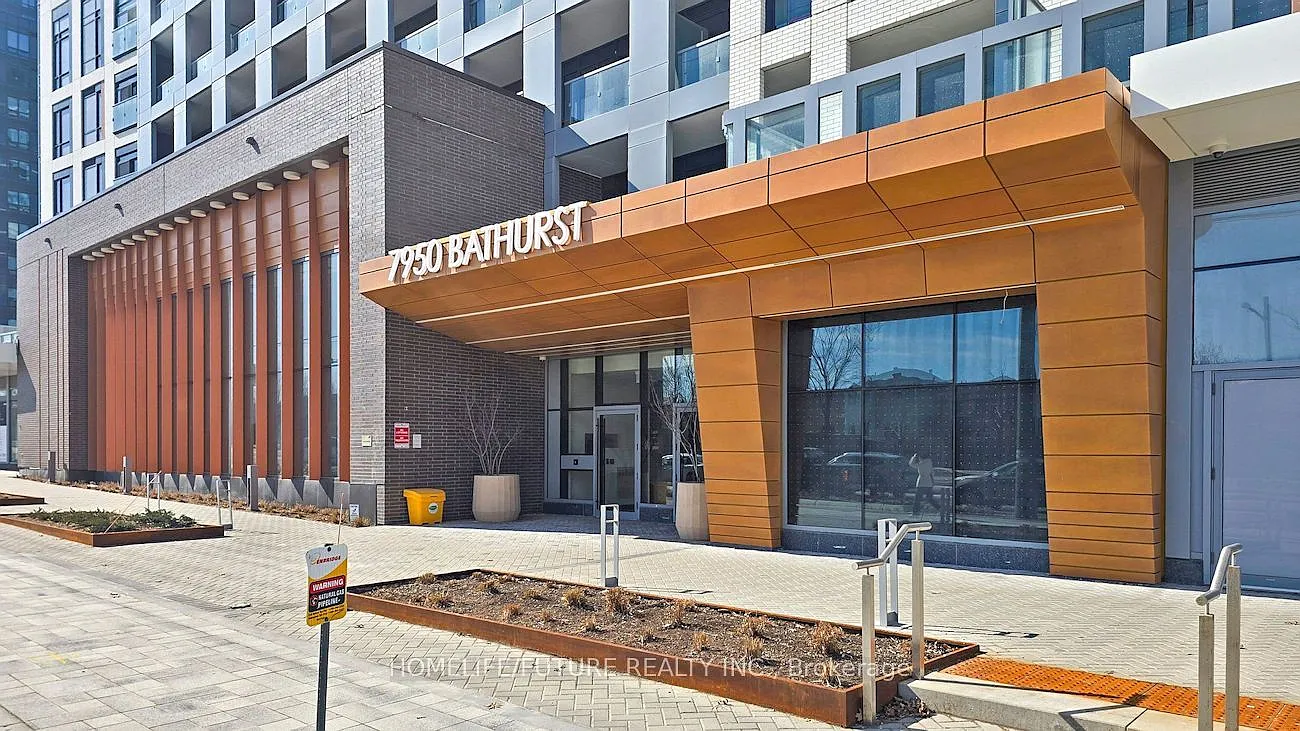 2 bed, $2,700 — Photo 1