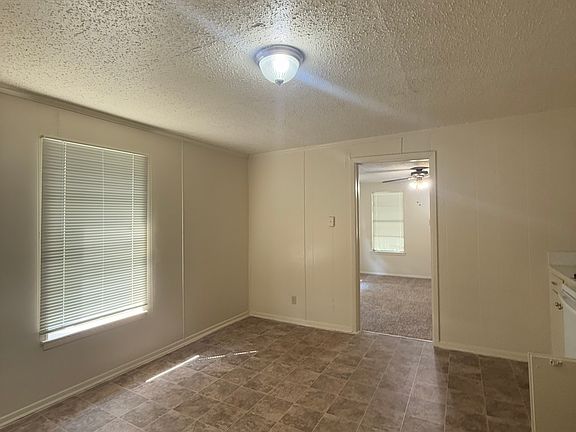 5th image of 3495 Country Club Rd