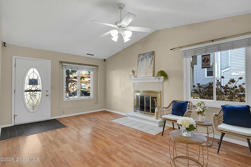 3rd image of 81 Tallow Wood Drive