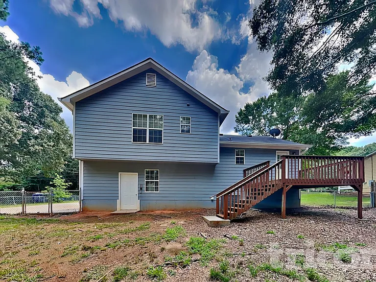 48 Halehaven Dr — Photo 15