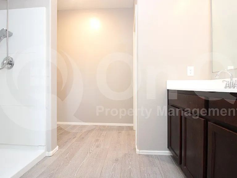 3208 N Pleasant View Ln — Photo 15