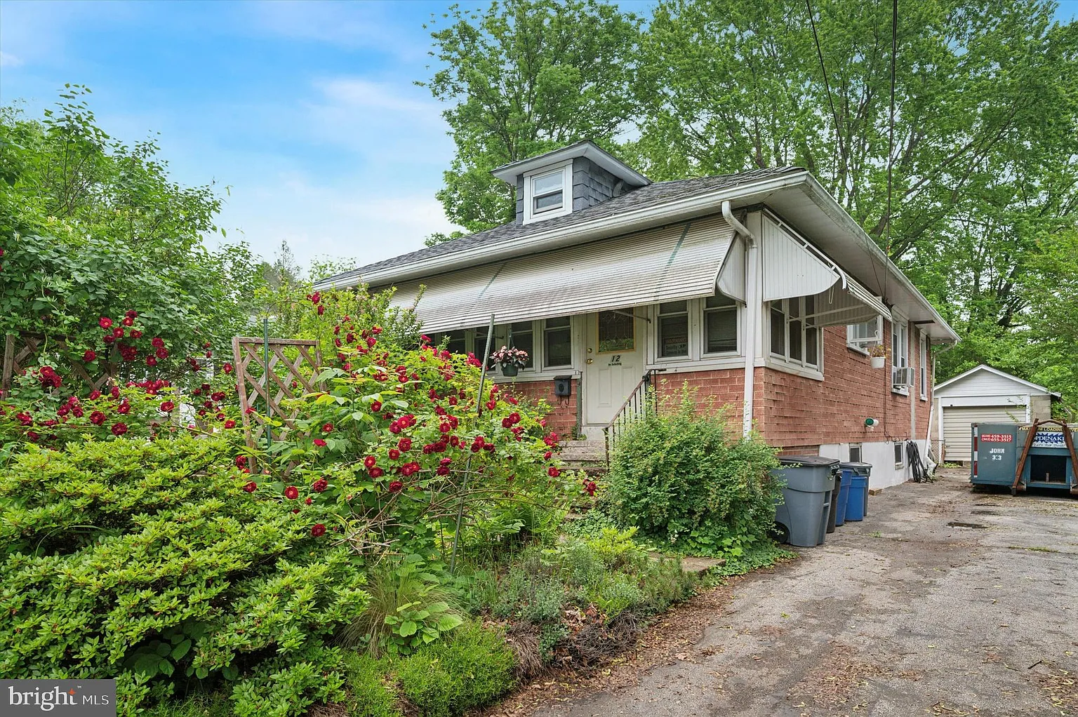 12 Elmwood Ave photo 1