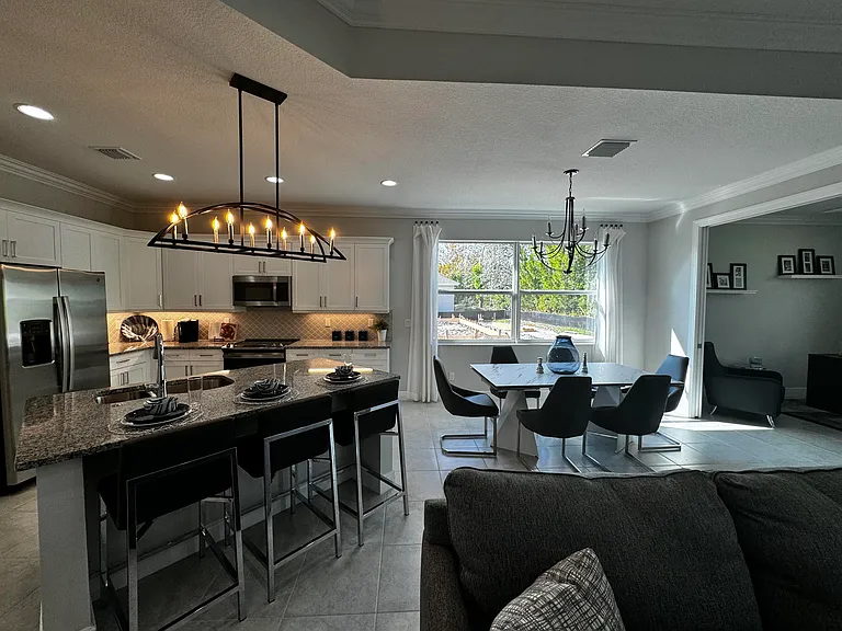 6008 Bella Rosa Ln — Photo 11