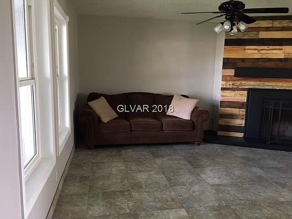 2nd image of 1439 Sunrise View Dr