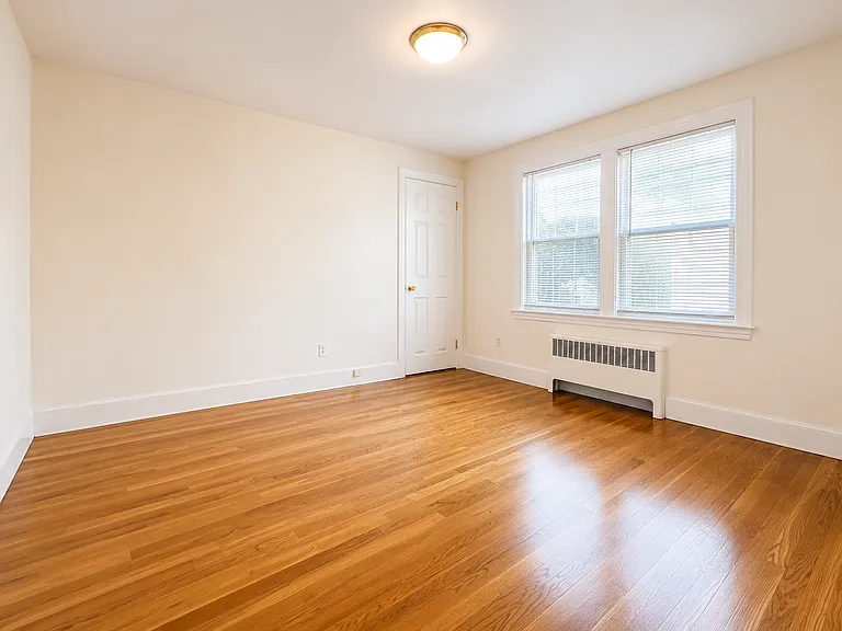 67 Waverley St #67 — Photo 12