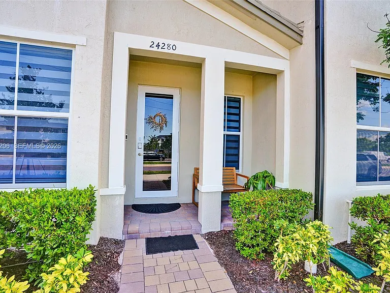 24280 SW 128th Ave — Photo 4